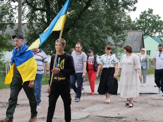 З російського полону повернувся військовий Роман Ткачук з Черняхівської громади