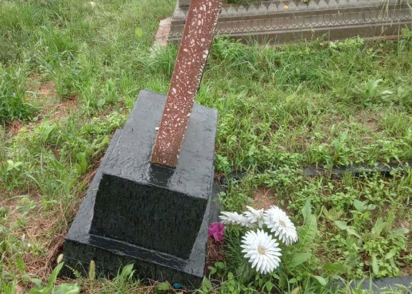 У Баранівці через сильні зливи підтопило місцевий цвинтар