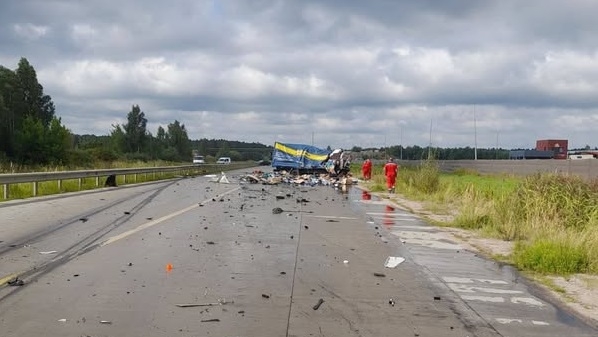 Поблизу села Кам'янка сталася ДТП з постраждалими за участю вантажівок, рух транспорту частково ускладнений