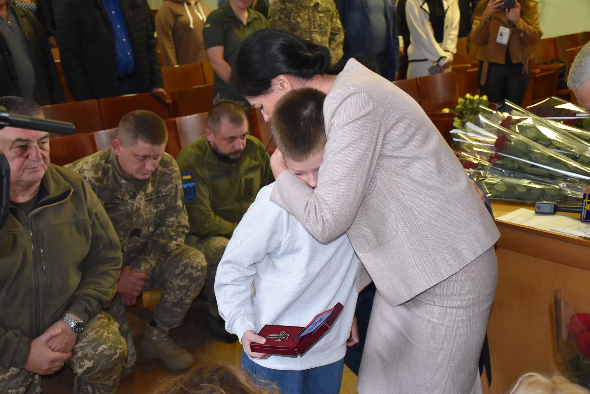 У Бердичівському районі вшанували пам'ять загиблих Захисників України та вручили нагороди родинам
