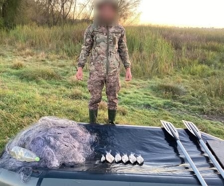 На Житомирщині незаконним знаряддям добуто 6 екземплярів водних біоресурсів, збитки становлять понад 11 тис. грн