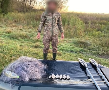 На Житомирщині незаконним знаряддям добуто 6 екземплярів водних біоресурсів, збитки становлять понад 11 тис. грн