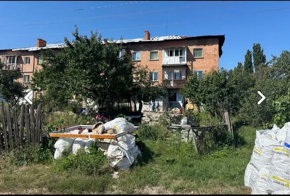 У Новогуйвинську та Озерному розпочали відновлення будинків, які зазнали пошкоджень внаслідок війни