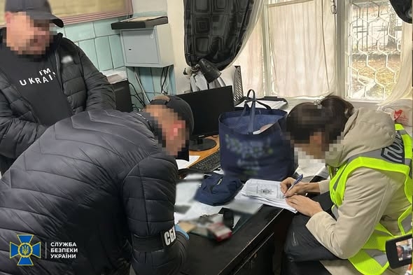 На Житомирщині фельдшер однієї з виправних установ збував психотропні речовини засудженим – чоловіку повідомлено про підозру