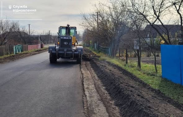 На Житомирщині проводять роботи з експлуатаційного утримання доріг державного значення
