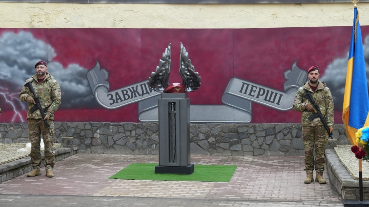 На Житомирщині відкрили пам’ятник загиблим воїнам-десантникам