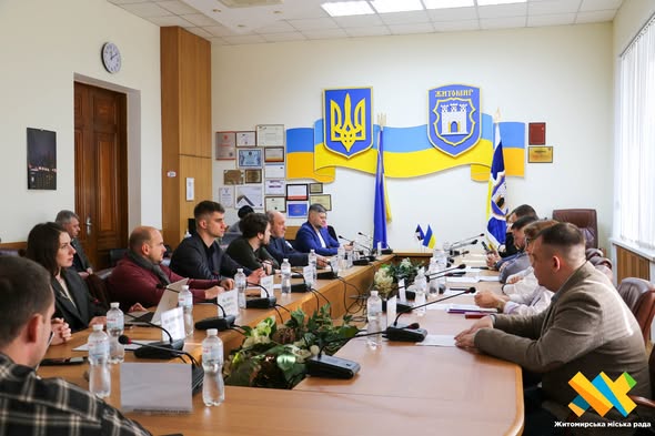 На Житомирщині впроваджують міжнародний проєкт «Розробка цифрових муніципальних послуг для демобілізованих ветеранів в Україні»