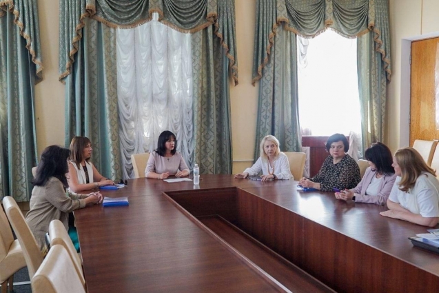 У Житомирі відбулося засідання депутатської групи з гендерних питань «Рівні можливості» (ФОТО)