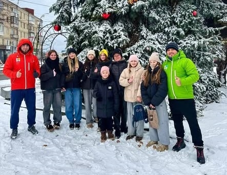 У Звягелі біля головної міської ялинки відбувся «Різдвяний спорт-тайм»