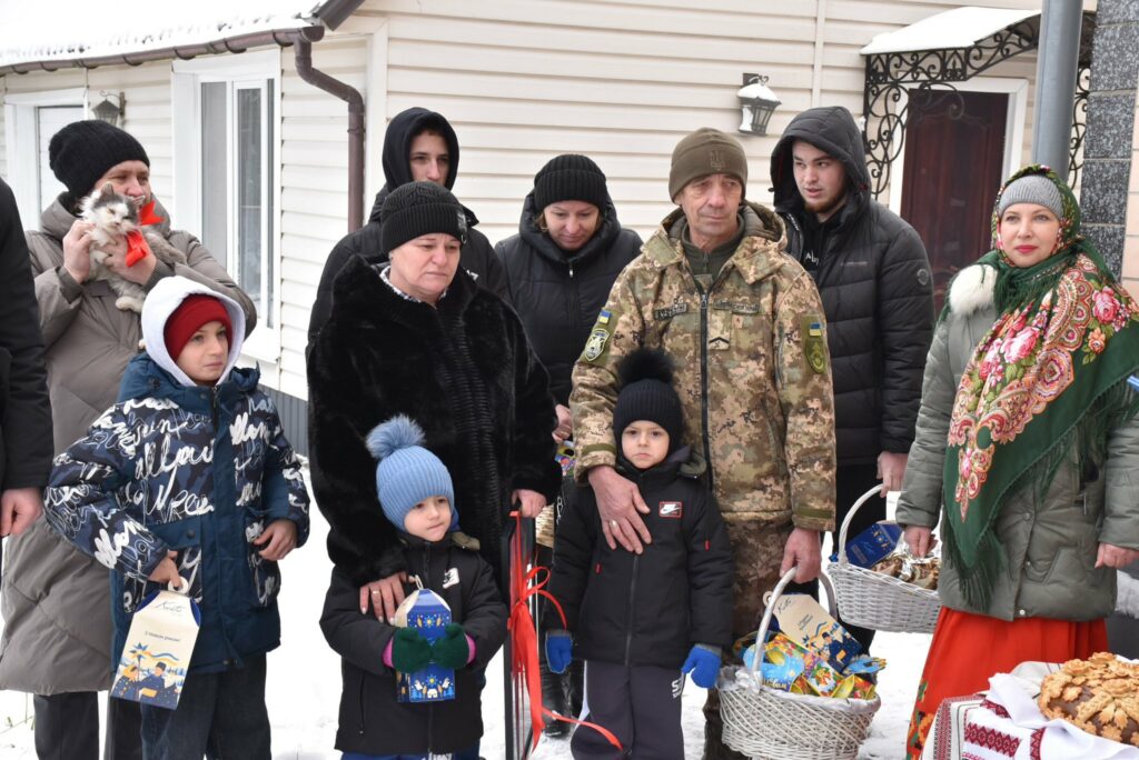 В Андрушівській громаді відкрили дитячий будинок сімейного типу родини Шатілових