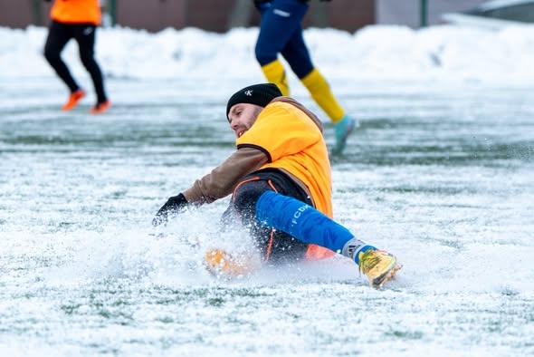 У Житомирі відбувся ветеранський турнір з футболу «Новорічний марафон»