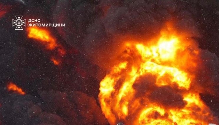 На ліквідацію пожеж, які виникли в області через російський обстріл, залучались 110 рятувальників