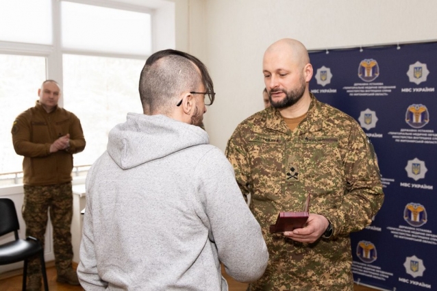 На Житомирщині пораненим військовим вручили державні нагороди