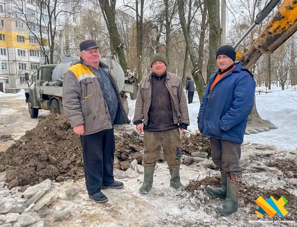 На Польовій бригада водоканалу ліквідувала прорив водогону