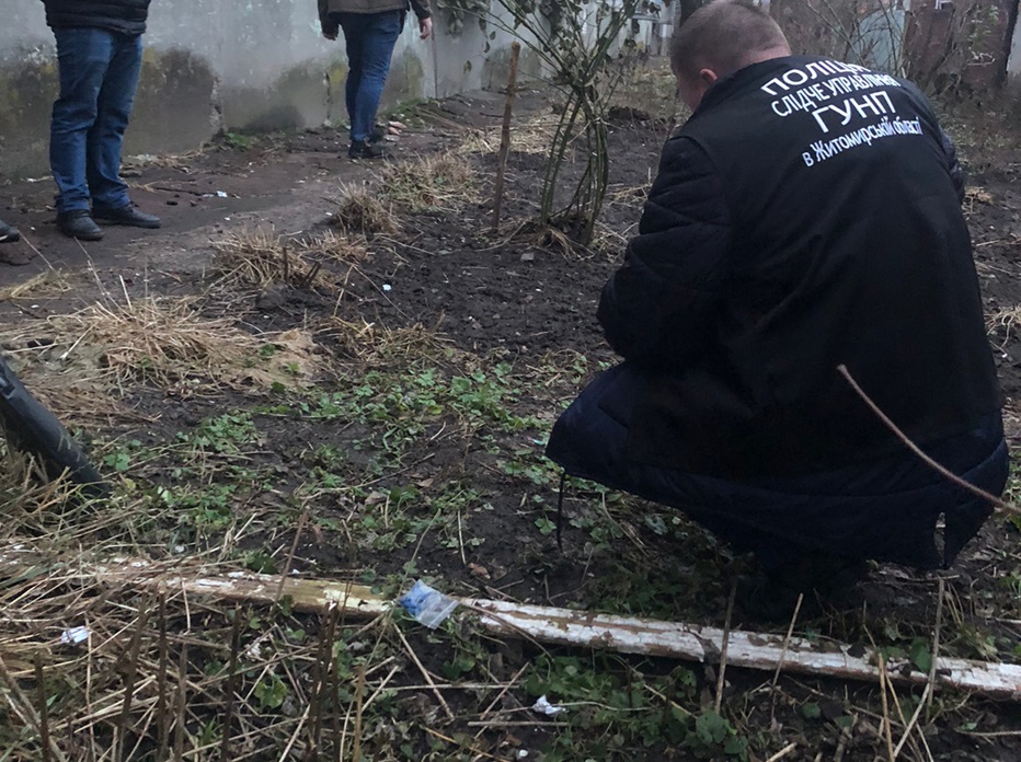 На Житомирщині та ще двох областях викрили наркокортель: до складу злочинного угруповання входили 10 осіб (ФОТО)
