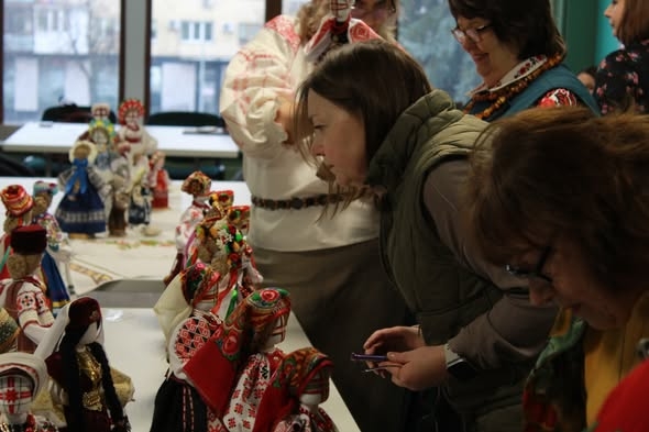 У Житомирі відбувся обласний семінар-практикум, присвячений українській ляльці-мотанці