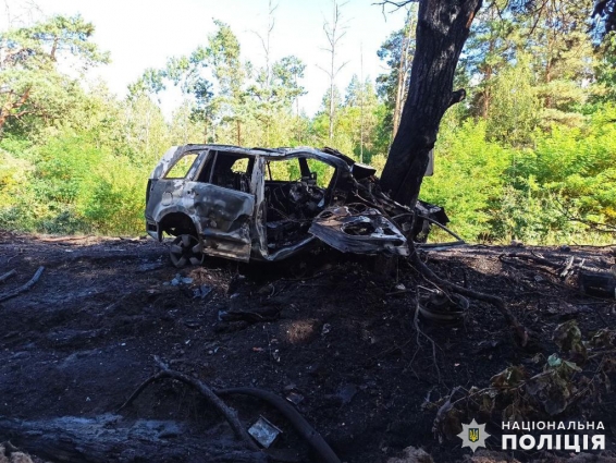 У Тетерівській громаді в ДТП травми отримала водійка позашляховика: автівка протаранила дерево