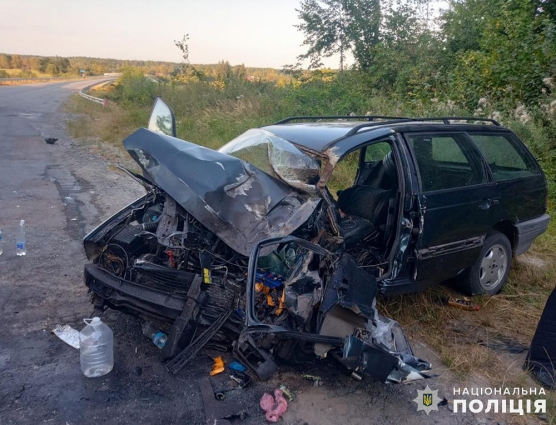 Зіткнення легковика з вантажівкою на Звягельщині: поліцейські розслідують обставини ДТП