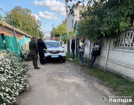 У Житомирі у мікрорайоні «Смолянка» затримали наркодилера: у нього виявили 14 полімерних згортків з наркотиками