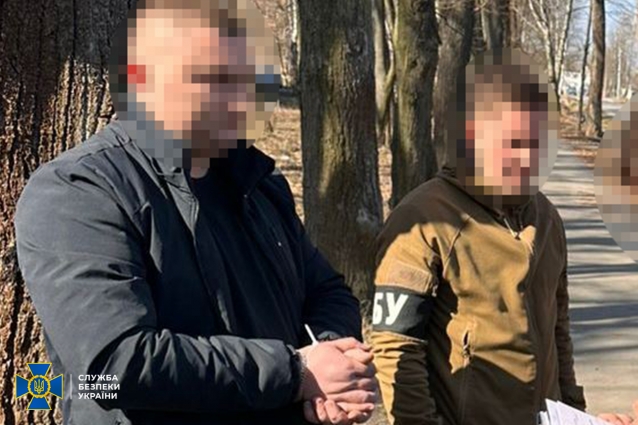 У Звягелі викрили військовослужбовця ТЦК на хабарі за зняття призовника з військового обліку