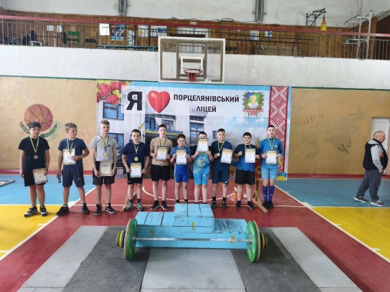 На Звягельщині відбувся відкритий чемпіонат Житомирської області з важкої атлетики U13