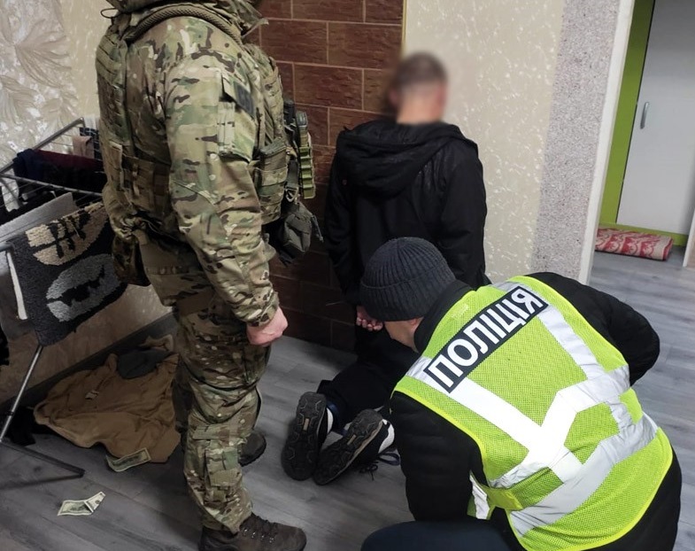 У Звягелі судитимуть кримінального авторитета за вимагання грошей у родини військового