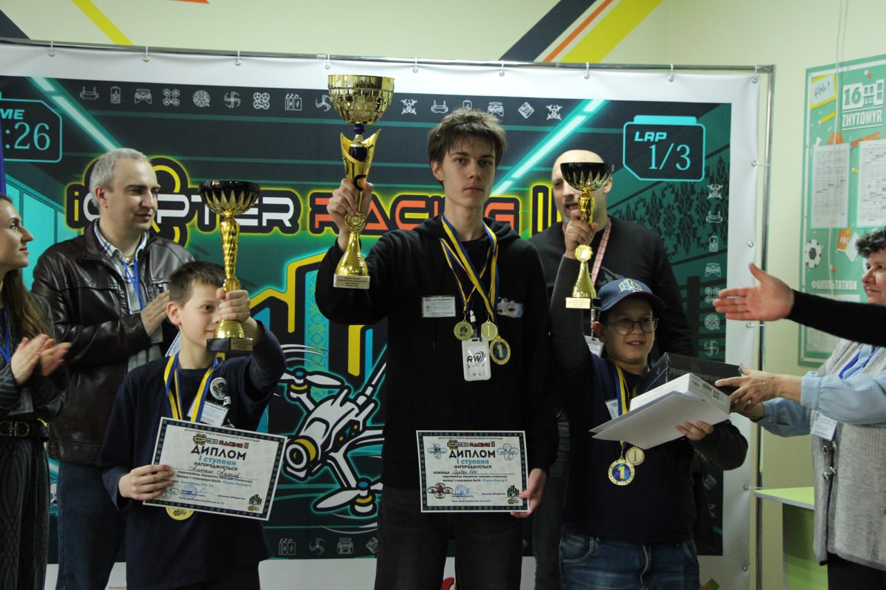 Вихованець ЖМЦНТТУМ — серед найкращих пілотів на міжнародних змаганнях у Польщі