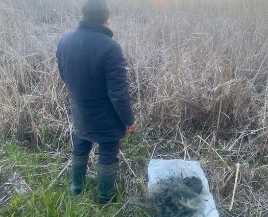 Екоінспектори зафіксували грубе порушення правил рибальства в Любарській громаді під час нерестової заборони