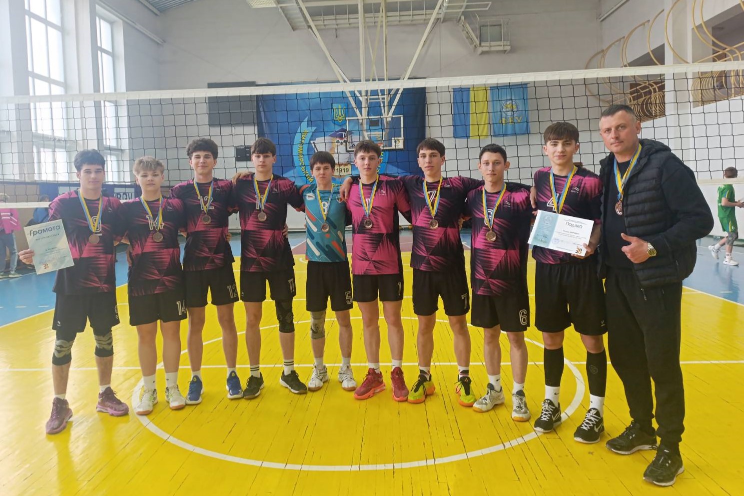 Овруцькі волейболісти здобули бронзу на Кубку ЖДУ імені Івана Франка у Житомирі