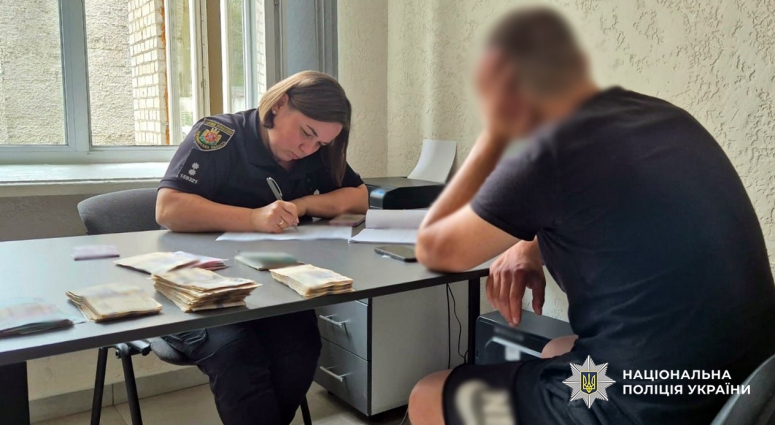 Викрав з роботи понад 180 тис. грн: у Житомирі розшукали причетного до злочину