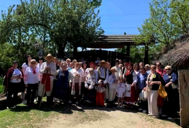 У Звягелі для сімей загиблих Захисників і Захисниць міської територіальної громади відбулася екскурсійна поїздка