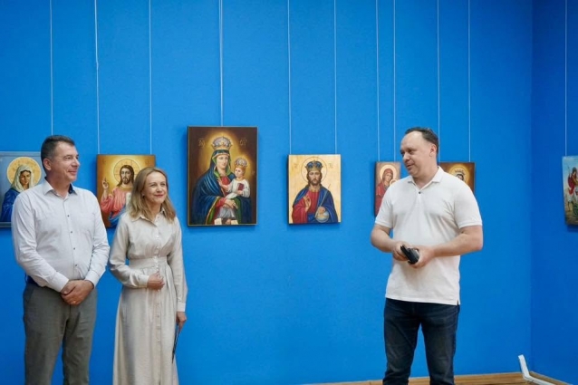 У Житомирському обласному краєзнавчому музеї відкрили виставку іконопису «Духовні обрії»