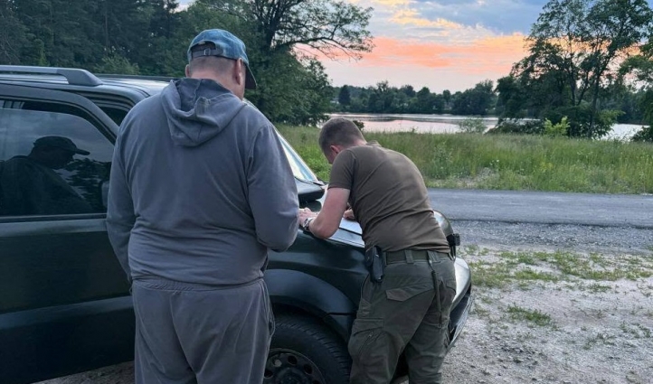На Житомирщині екоінспектори виявили три факти грубого порушення правил рибальства