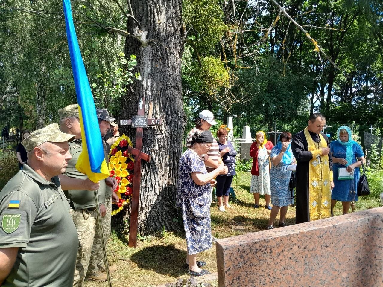 Повернення додому через 85 років: у Новогуйвинській громаді з військовими почестями перепоховали воїна Другої світової війни