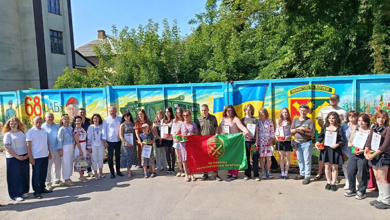 У Бердичеві відкрили патріотичний мурал «Мужністю та вогнем»