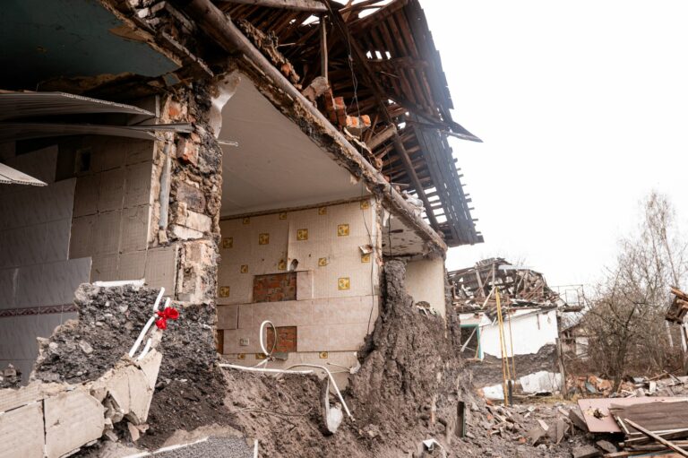 Коростень після удару: триває ліквідація наслідків, постраждалі вже подають заявки на єВідновлення