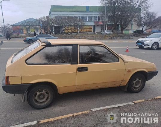 У Малині під колеса автівки потрапила 62-річна жінка, вона в реанімації