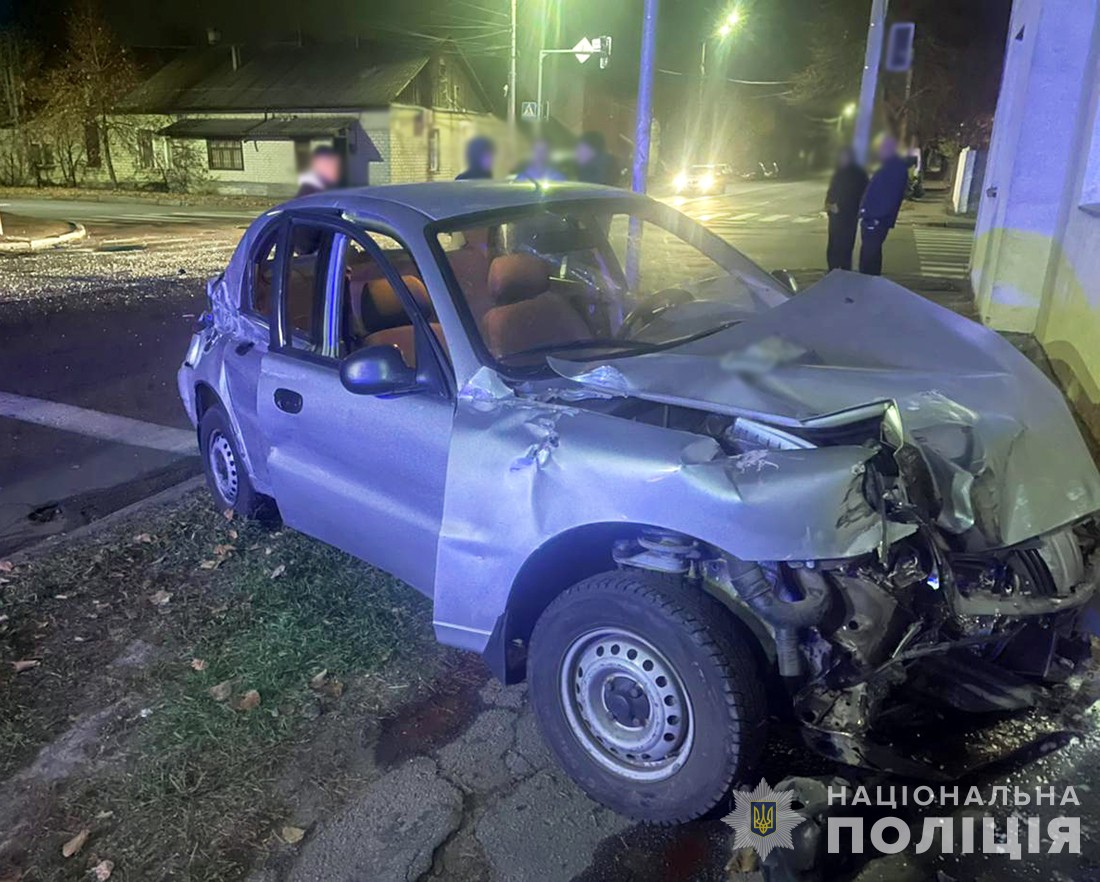 У Житомирі зіткнулись легковик та вантажівка травми отримали 4 людини, постраждалі в лікарні