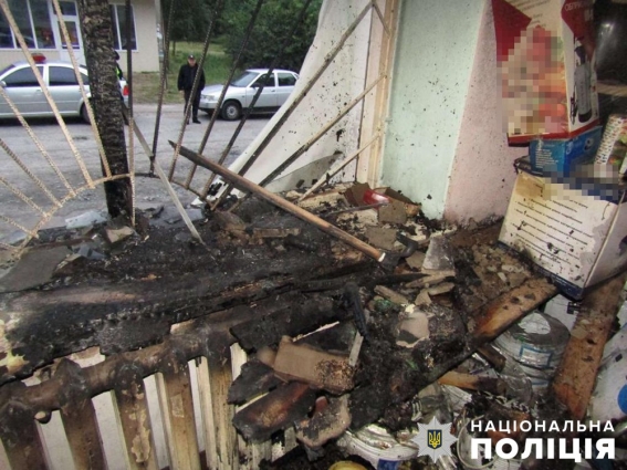 У Баранівській громаді чоловік підпалив дві крамниці: слідчі поліції оголосили йому про підозру