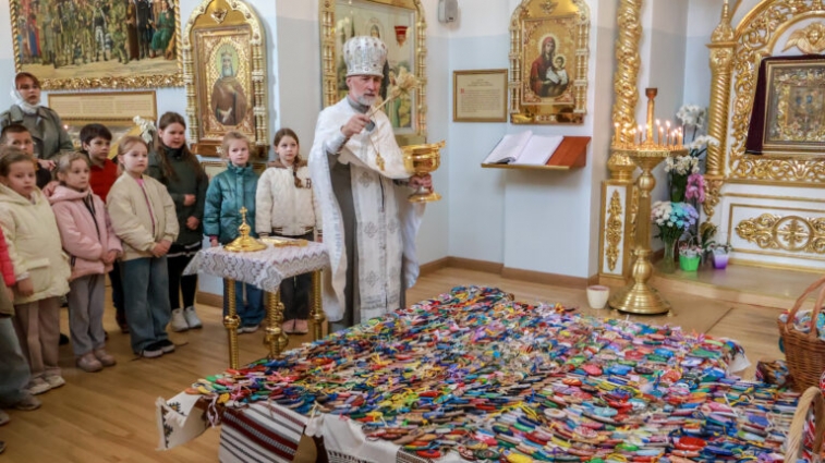 «Писанка миру – 2025»: у Житомирі освятили понад дві тисячі оберегів для захисників України