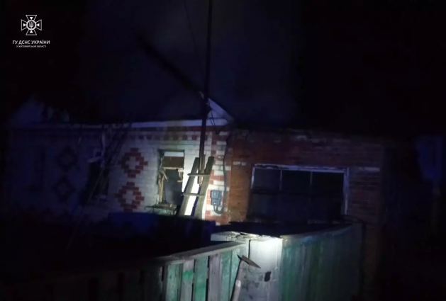 У Радомишлі під час гасіння пожежі в будинку вогнеборці виявили тіло загиблого 54-річного чоловіка