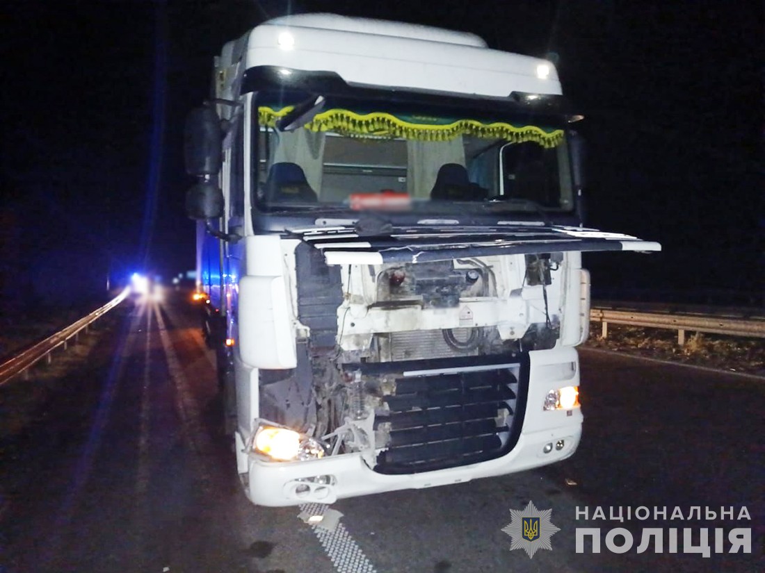 На Звягельщині під колеса вантажівки потрапив 67-річний чоловік