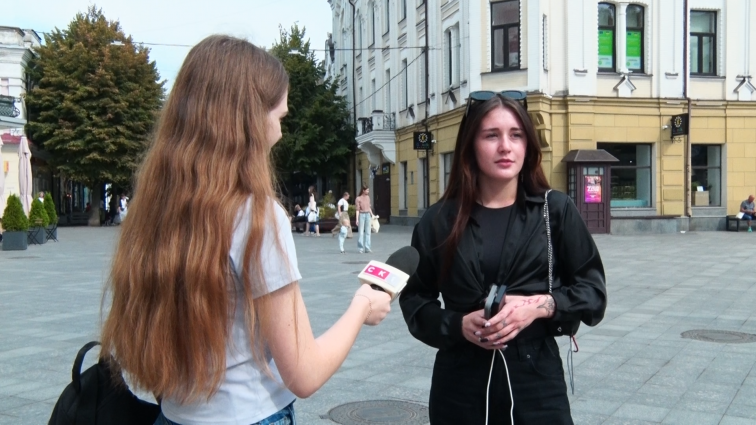 Чим займаються житомиряни під час відключень електроенергії? (ОПИТУВАННЯ)
