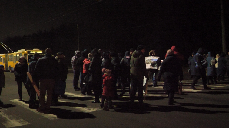 У Житомирі на проспекті Миру мітингувальники перекривали дорогу