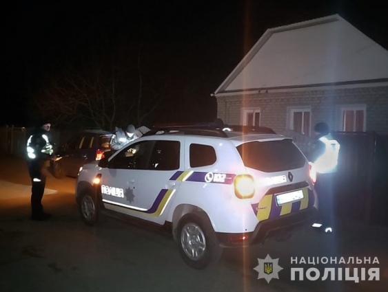 У Радомишльській громаді нетвереза водійка намагалися відкупитися від патрульних