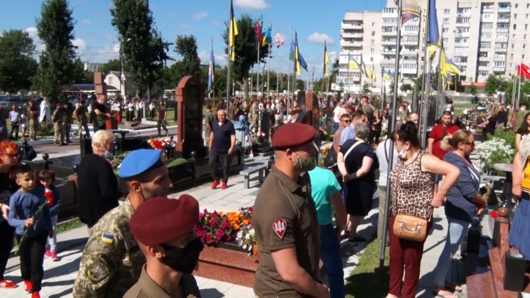 Вшанували пам’ять загиблих військовослужбовців Десантно-штурмових військ