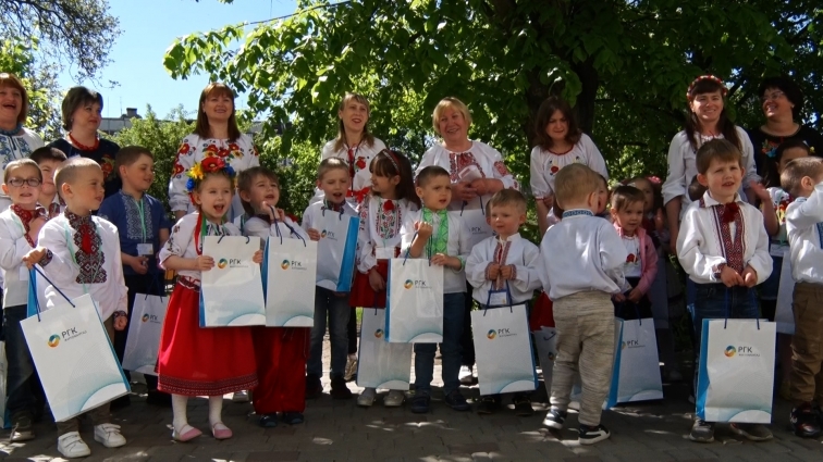 АТ «Житомиргаз» спільно із вихователями влаштували для малих справжнє свято на честь Дня вишиванки