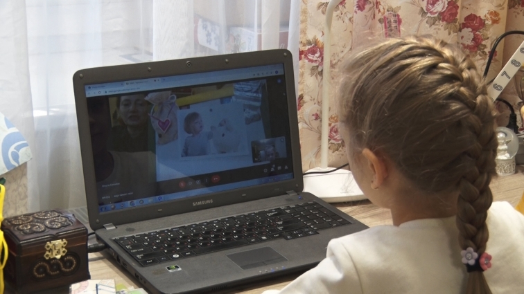 Дистанційне навчання: як житомирські учні навчаються онлайн