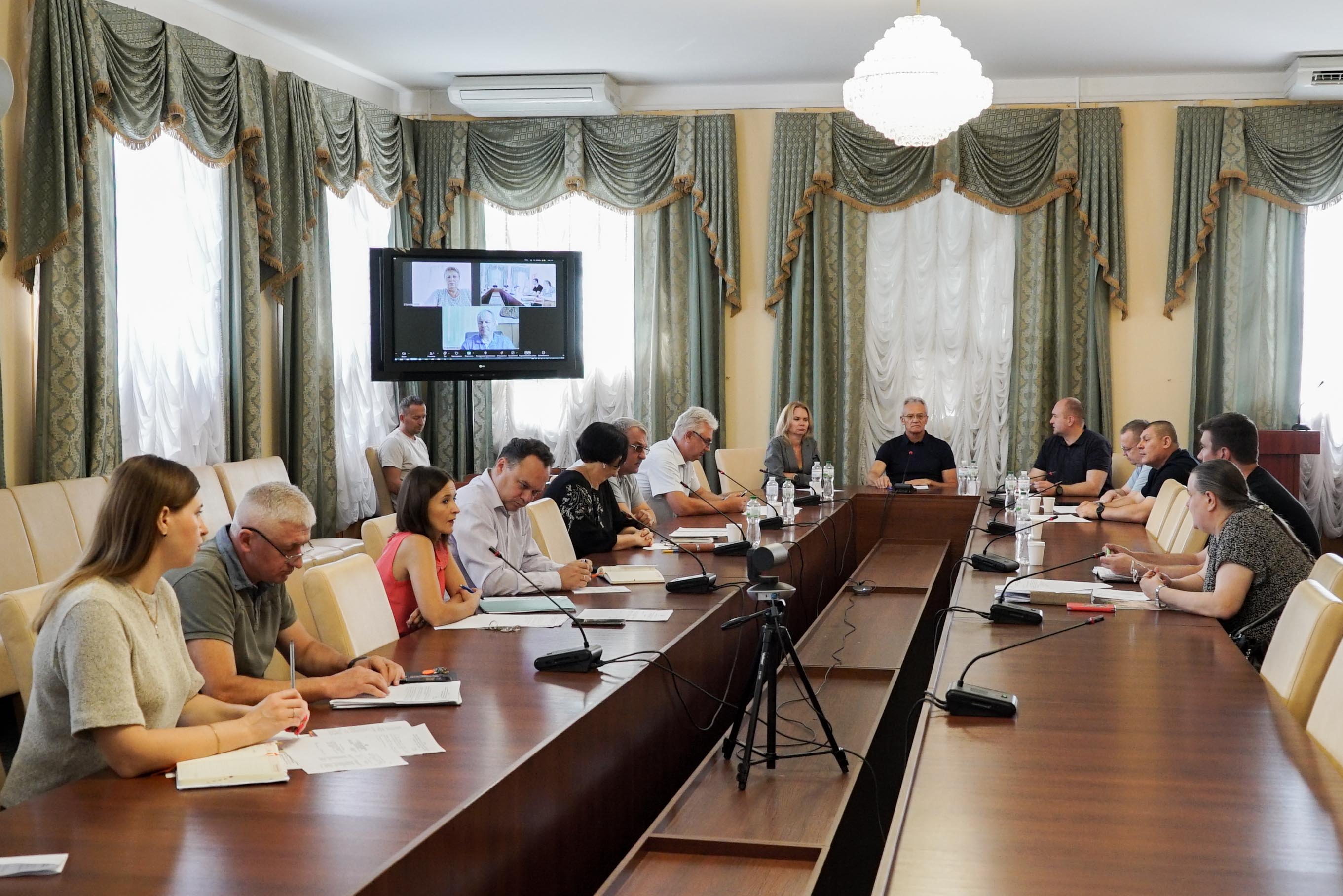 У Житомирі комісія з питань охорони здоров'я погодила введення нової штатної одиниці в обласній лікарні — заступника генерального директора з комунікацій з НСЗУ