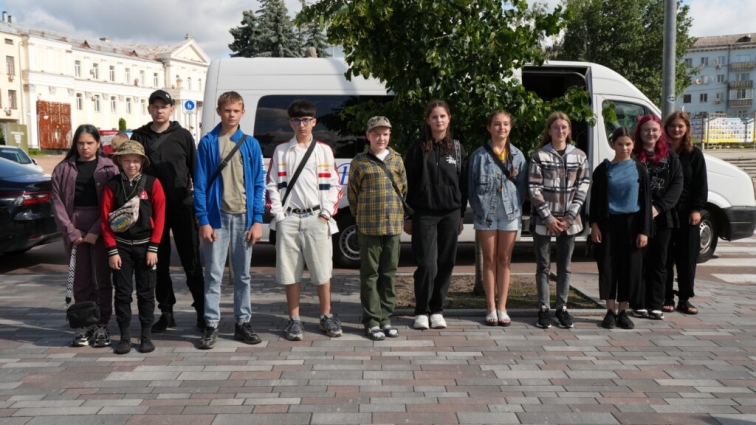 Діти Житомирщини вирушили до «Артеку» на V зміну Fest «Діти змінюють світ!»